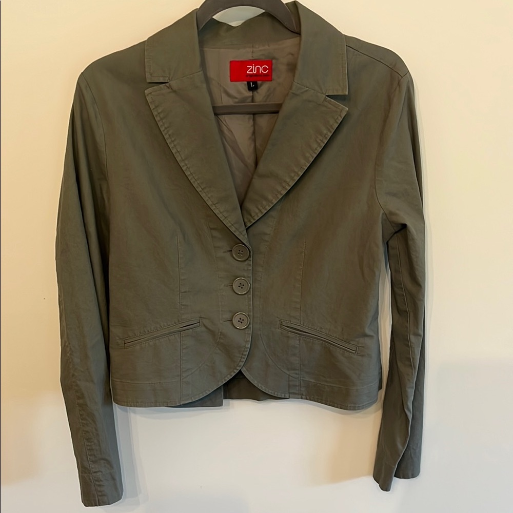 Zinc Olive Green Tailored Cropped Blazer